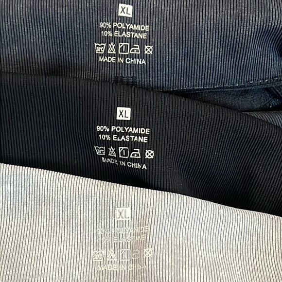 GYM.MINUTE Set of 3 High-Waisted Leggings - Picture 3 of 4